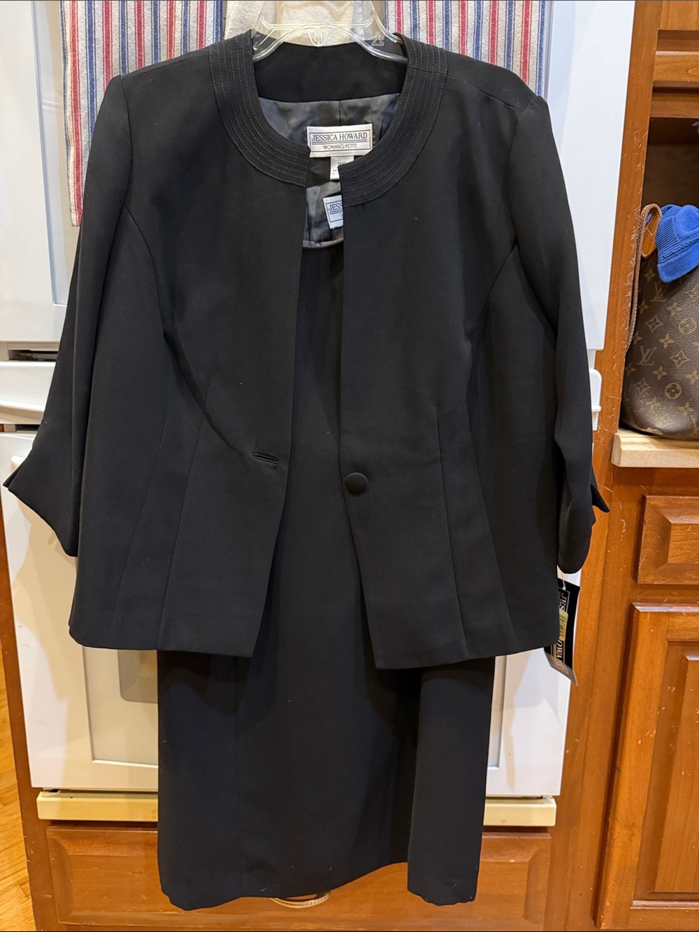 Jessica Howard Black Two-Piece Dress Set with Round-Neck Jacket